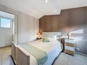 Holiday Home Les Rochers du Roi by Interhome