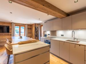 Bel appartement montagnard 3 chambres pour 6 avec parking au centre de La Clusaz - FR-1-459-245