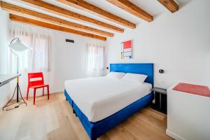 Biennale Suite Ispirazione Mondrian