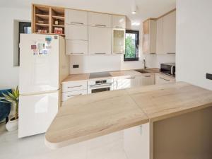 Apartment Azuro by Interhome