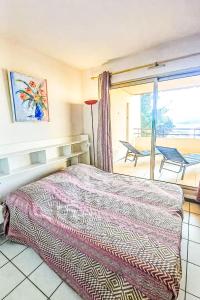 Apartment Les Mandariniers-2 by Interhome