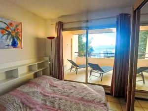 Apartment Les Mandariniers-2 by Interhome