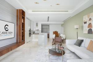 The 8 - Breathtaking Sea Views & Private Beach