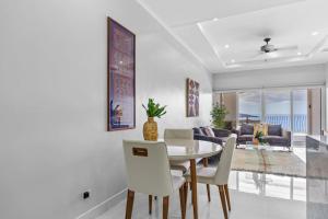 2 BR, Luxury Condo, Two Pools, Ocean Views