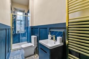 Free Parking - Sleeps 2 - 1 Bed Tenement - Renfrew