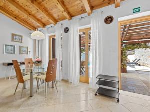 Holiday Home Villa Diana by Interhome