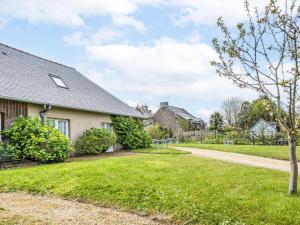 Apartment Gîte Le Bisquin by Interhome