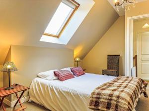 Apartment Gîte Le Bisquin by Interhome