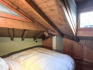 Apartment Mansarda San Lorenzo by Interhome