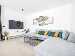 Villa Magic Sky 2 by Interhome