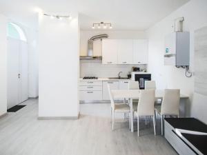Apartment Le Gemme-3 by Interhome