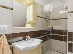 Apartment Petka 2 by Interhome