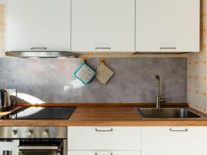 Apartment Bella Vista sul Mare by Interhome