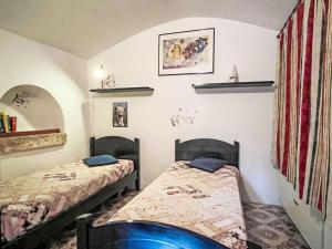 Holiday Home Grotta dellEdera by Interhome