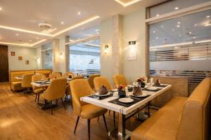 Hotel Seven Grand