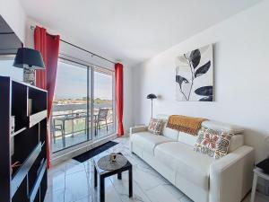 Studio La Frégate-10 by Interhome