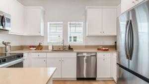 Summerwell by AvantStay