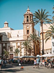 Hidden Gem PLAYA DE SANTA MARÍA SUITES by ApartmentsinCadiz