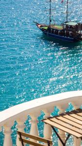 Hotel Di Monte Cristo - Roof Pool