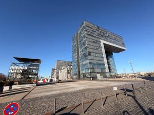Gemütliche 2 Zimmer Wohnung direkt am Rhein