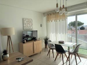 Appartement charmant à Royan - 4 pers, proche marché, balcon, ascenseur, équipements bébé - FR-1-738-13