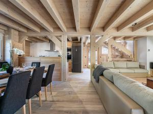 Chalet spacieux près des pistes avec sauna et WiFi, animaux admis - FR-1-567-69