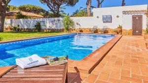 Villa Maymonis Chiclana de la Frontera by Ruralidays