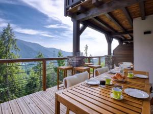 Appartement moderne avec grande terrasse au Cernix - FR-1-865-2