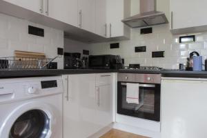 Lovely 3 Bdrm by Meadows
