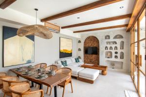 Casa Elevé & Mederra - 3BR Designer Villas