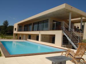 Talu Spacious Villa near Rochefort-du-Gard with Swimming Pool Rochefort-du-Gard Prantsusmaa