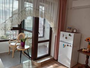 Vinitsa Coastal Studio with Balcony