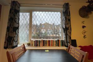 Bright, Comfortable, Chic Flat in London