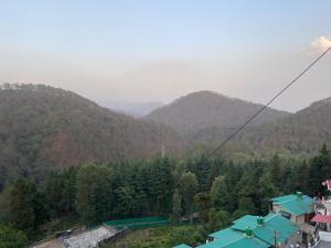 VINTAGE Peaceful penthouses 2BHK Nainital