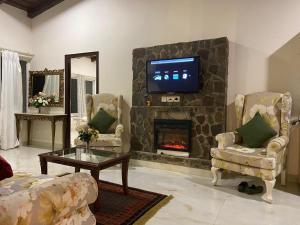 VINTAGE Peaceful penthouses 2BHK Nainital