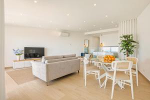 The Oceanfront Studio Luz VR106