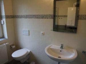 Holiday Home mit atemberaubendem Blick auf den See by Interhome