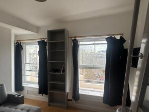 Bright Hyde Paddington Studio - sleeps 3