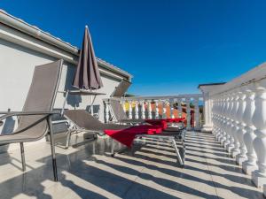 Apartment 8 im dritten Obergeschoss by Interhome