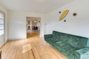 2 Mi to Lancaster City Center Quiet Family Home