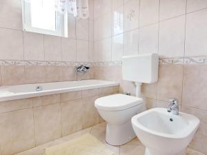 Apartment Zwei-Zimmer-Wohnung in der Nähe des Meeres Umag by Interhome