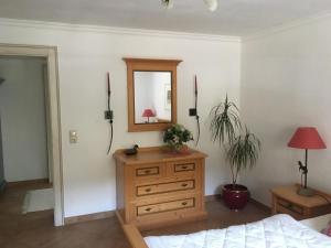 Holiday Home Idyllische Ferienwohnung in sonniger Hanglage by Interhome