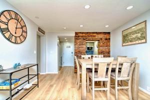 Beautiful 2 Bedroom 2 Bath Lake View Condo Close to Weirs Beach