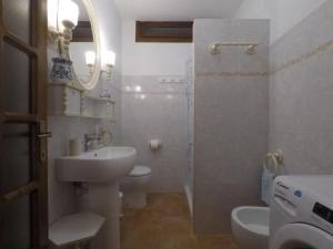 Apartment Lubagnu Vacanze- Drei-Zimmer-Wohnung C by Interhome