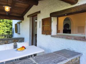 Holiday Home Rustico Ca Mignolo by Interhome
