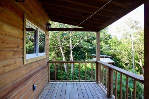 Beautiful Coral Cabin Stay in Utila!