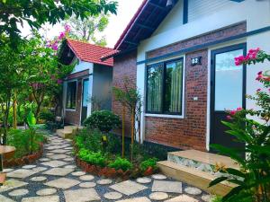 Áng sơn homestay