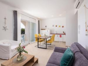 Apartment Daria 4 by Interhome