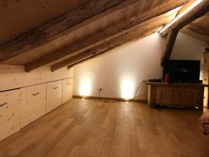 Holiday Home Chalet Le Grandzon - bis 8 Personen by Interhome