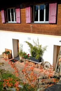 Apartment Chalet Sonnenhof by Interhome